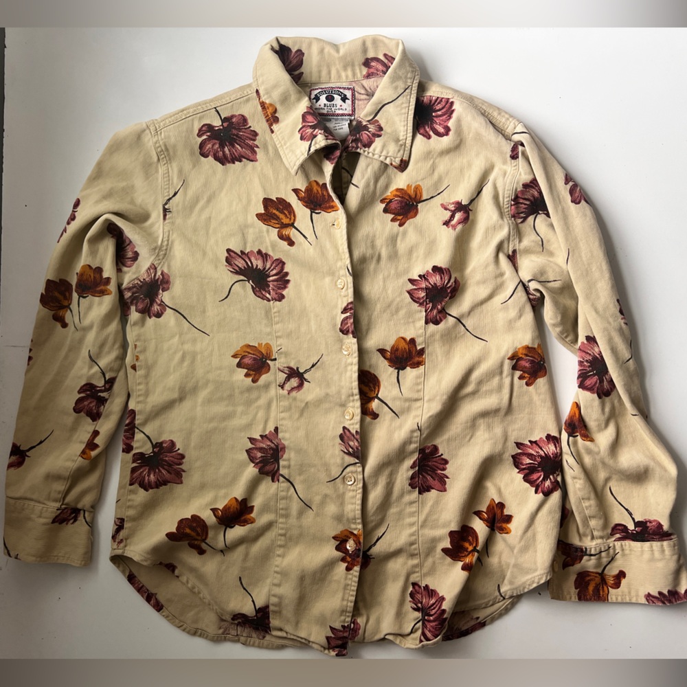 Vintage Floral Button-Down Shirt in Beige with Maroon & Rust Blooms